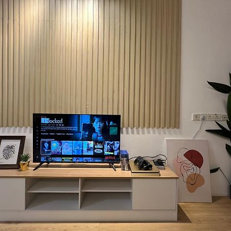 Willa Demuji 4Br 10Pax 3Min To Ecm Kcm, Ps4 Kuantan Zewnętrze zdjęcie
